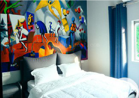 赤水对于酒店的墙体彩绘而言更注重哪些方面？