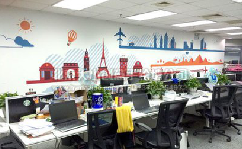 赤水教你设计办公室墙绘的方法。